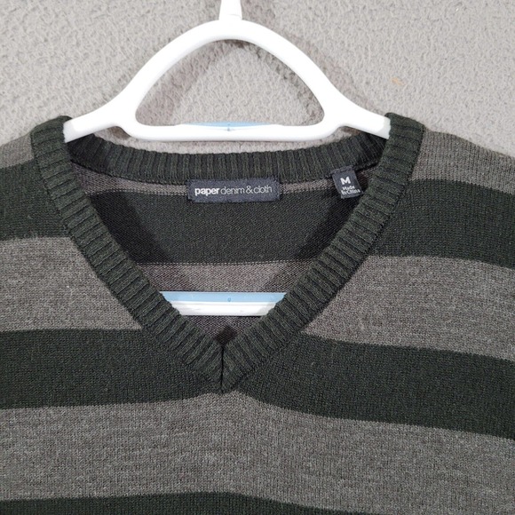 Paper Denim Cloth‎ Sweater Mens Medium Gray Striped Vneck Classiccore Preppy - Picture 3 of 11